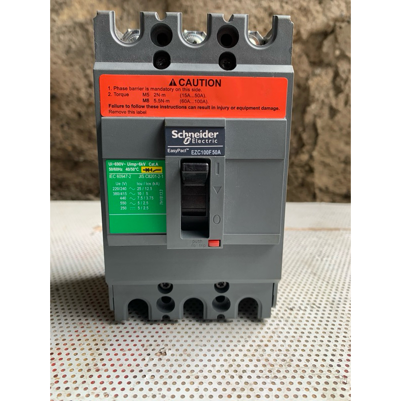 MCCB 3 Phase Schneider Ezc 16A-100A