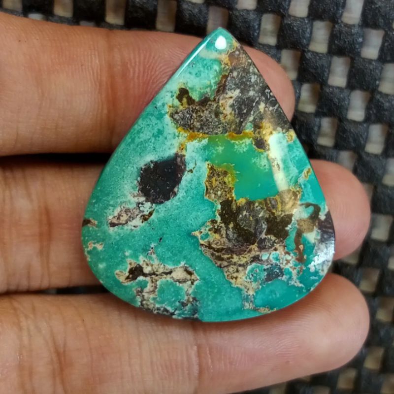 Batu Pirus Persia Hijau Jumbo Lawas Model Segitiga Tetes Air