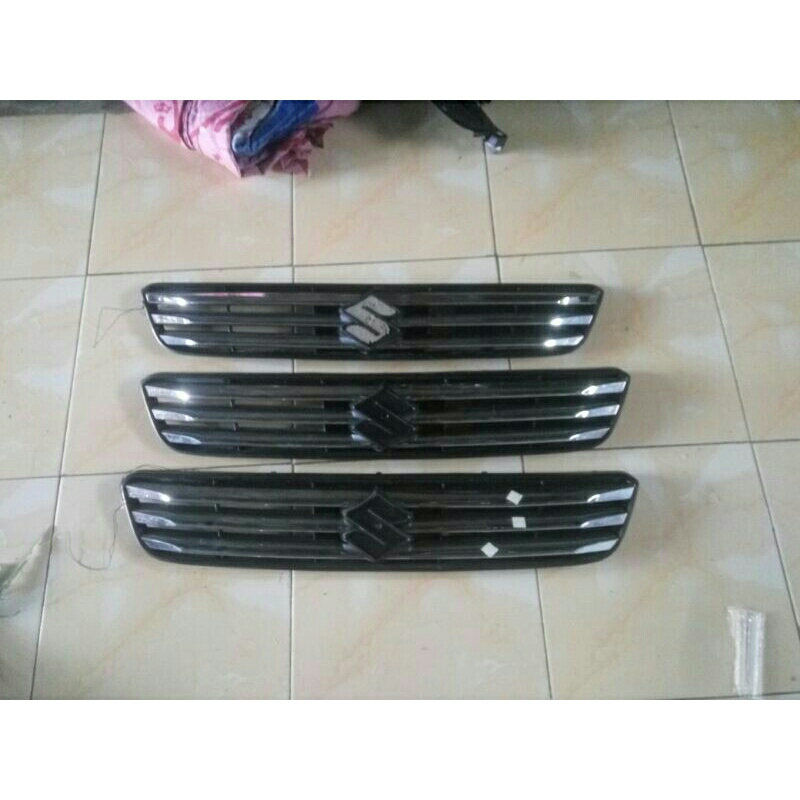 Grill ertiga 2013 crom