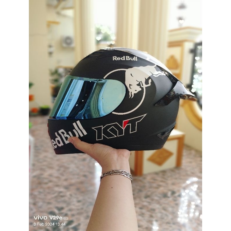 HELM KYT R10 PULL WARNA PAKET GANTENG RED BULL