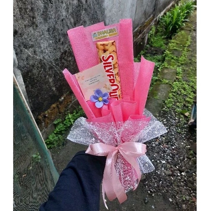 

Buket Coklat / Buket Wisuda / Buket Ultah / Buket Anniversary