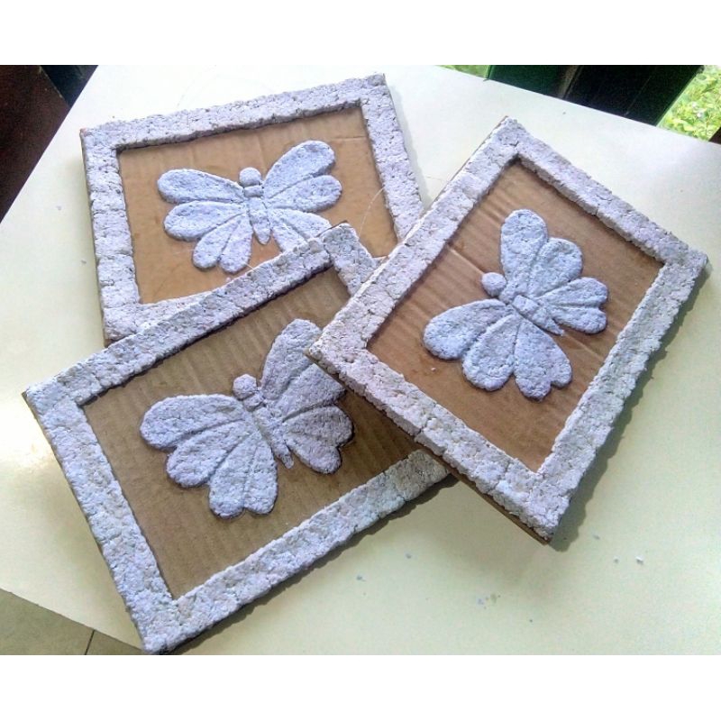 Prakarya kolase kupu kupu dari bubur kertas