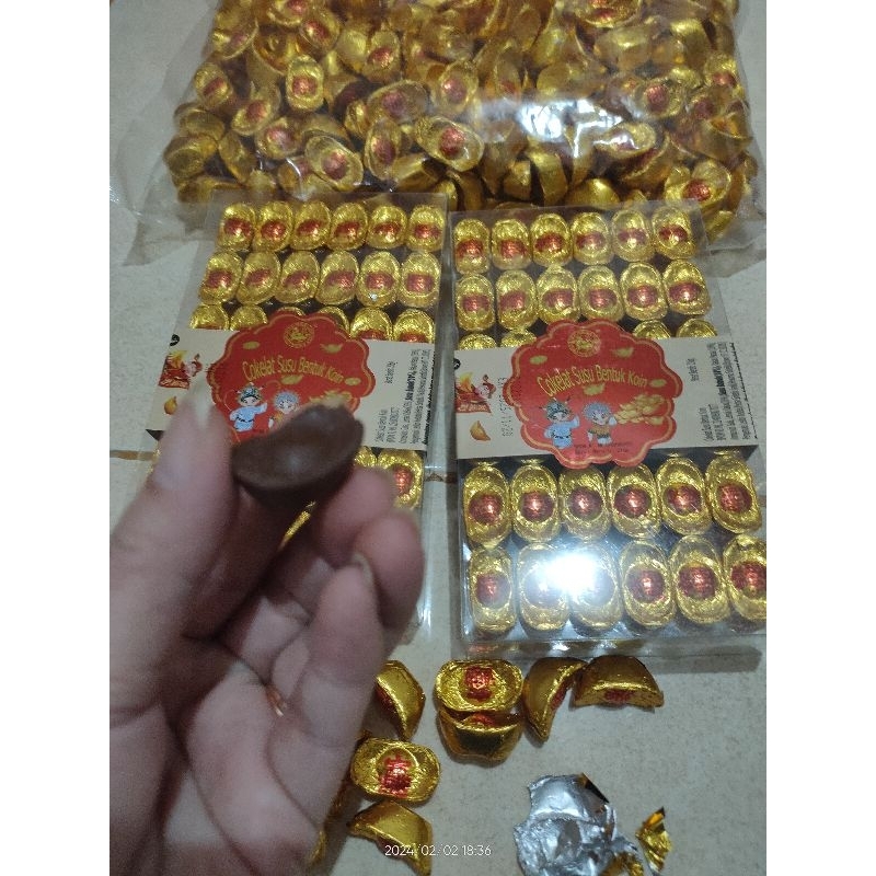 

0Parcel Coklat / Coklat Emas Yenbao Imlek / Halal