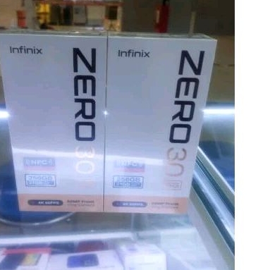 INFINIX ZERO 30 5G RAM 21/256 GB NFC