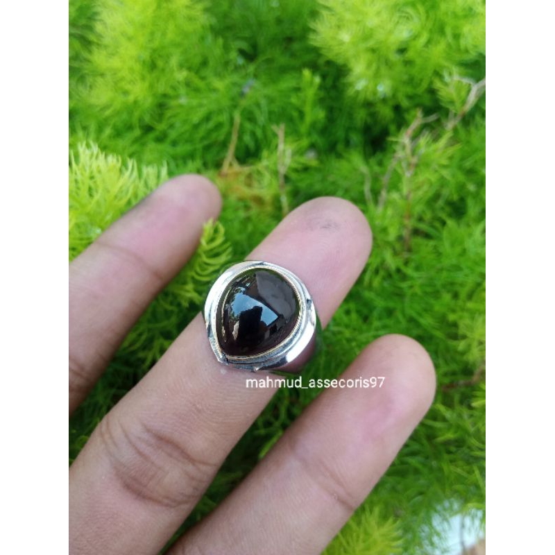 cincin akik batu Yaman Wulung Baturaja asli bentuk tetes air/ cincin akik batu Yaman Wulung asli mur