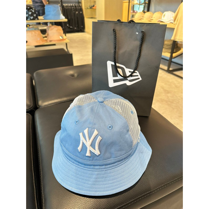 new era bucket hat blue