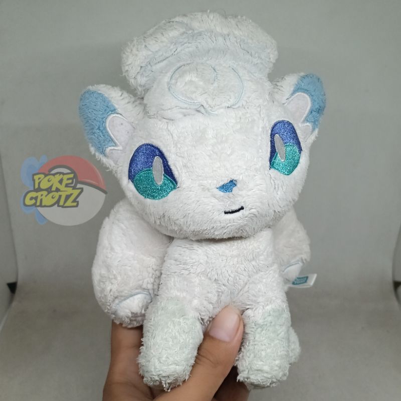 Boneka alolan vulpix kecil bulu takara tomy pokemon fluffy