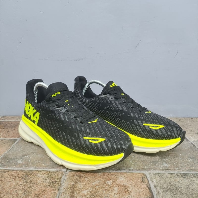 Hoka running | second kondisi 98% | size 41 (265)
