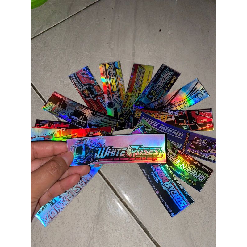 

15 kotak sticker bus basuri artis anti air campur/ sticker bus mania anti air 15 kotak random/sticker bus telolet viral