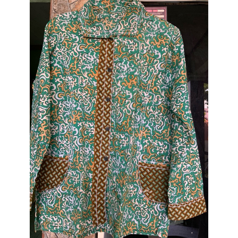 BATIK WANITA WARNA HIJAU KUNING KUNYIT