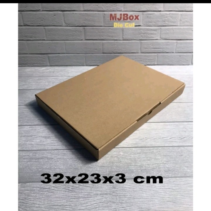 

Kardus uk. 32 x 23 x 3 cm....Die Cut karton box untuk Kotak Aksesori