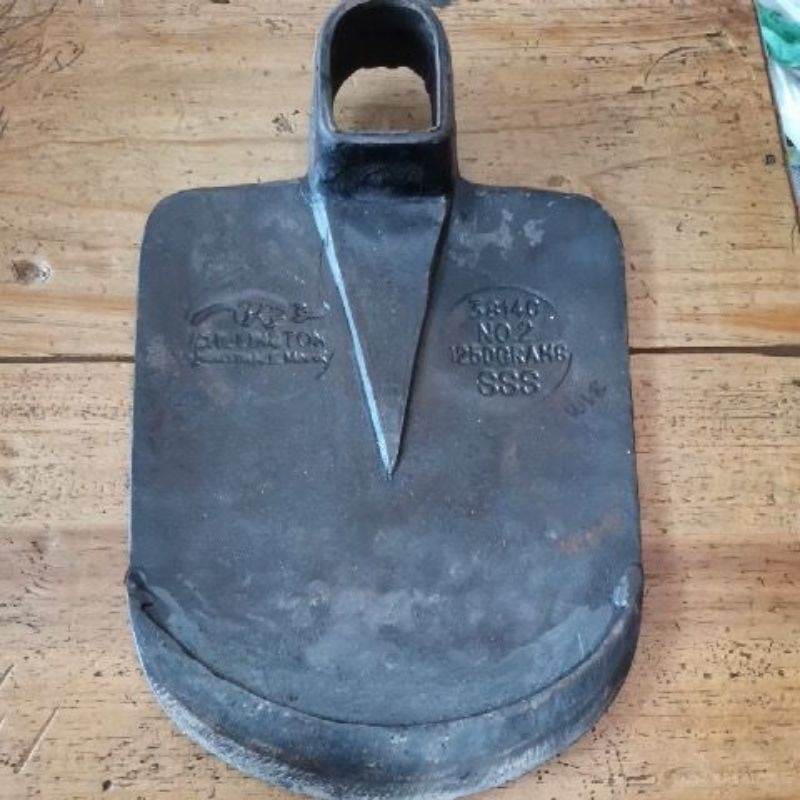 Cangkul pacul cap buaya kalung / jago sambung baja tidak lengket ditanah