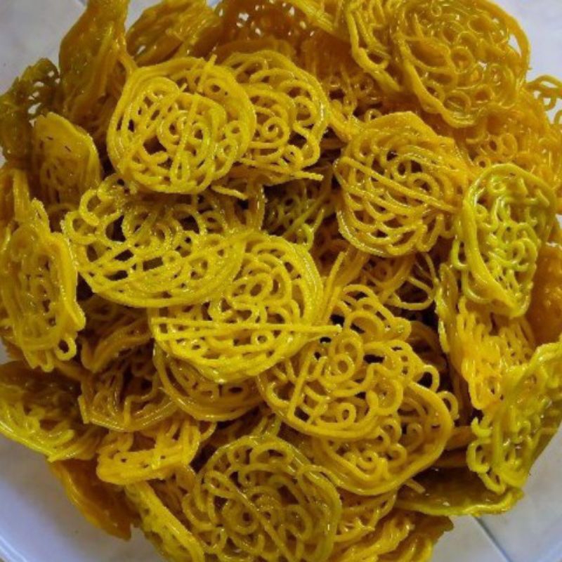 

Kerupuk Mie / Kerupuk Kuning / Kerupuk ojay / Kurupuk Ngojai 250gram