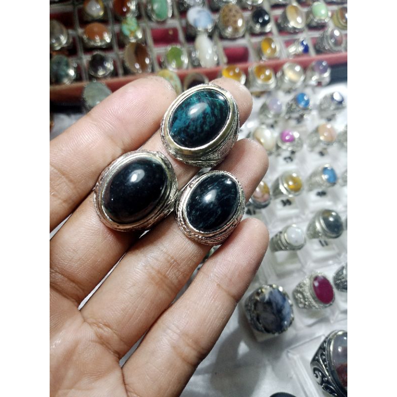 cincin akik badar besi hijau