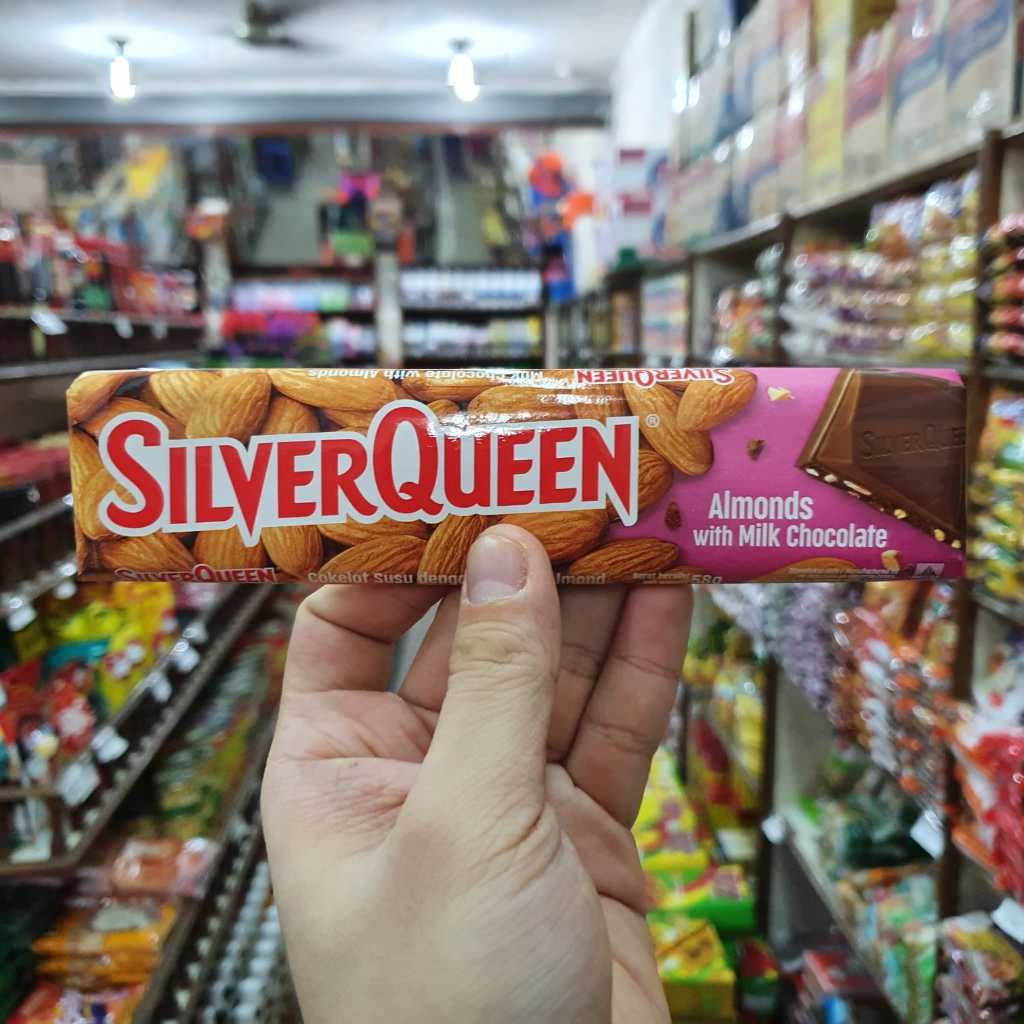 

COKELAT SUSU KACANG ALMOND SILVERQUEEN ALMONDS MILK CHOCOLATE 58 g