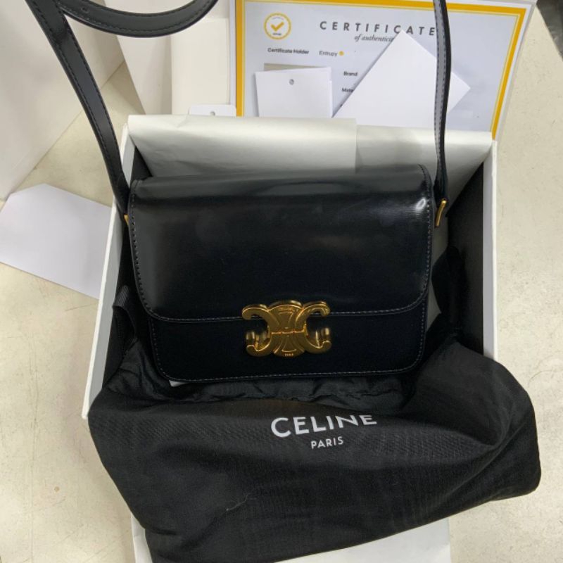 Preloved rec 2022 celine teen triomphe bag black 19cm calfskin authentic original