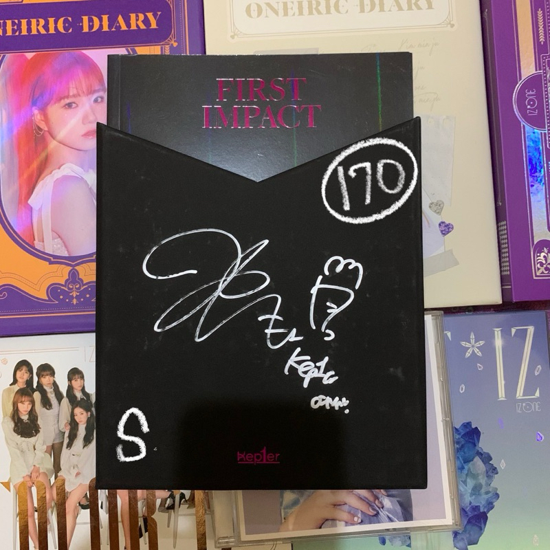 Album Signed Official Mwave Kep1er Kang Yeseo. First Impact.