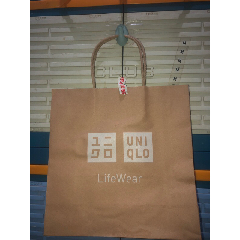 

preloved paper bag uniql*