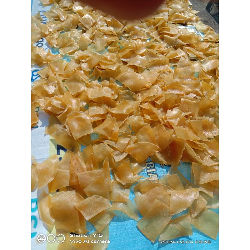 

KERUPUK KHANDURI ( kerupuk renyah )