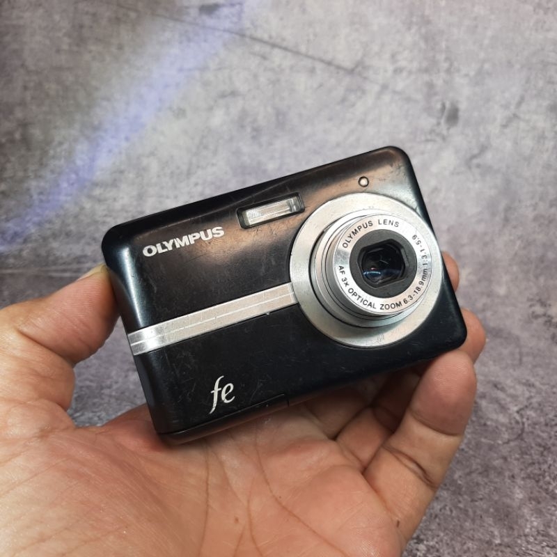 OLYMPUS FE-25
