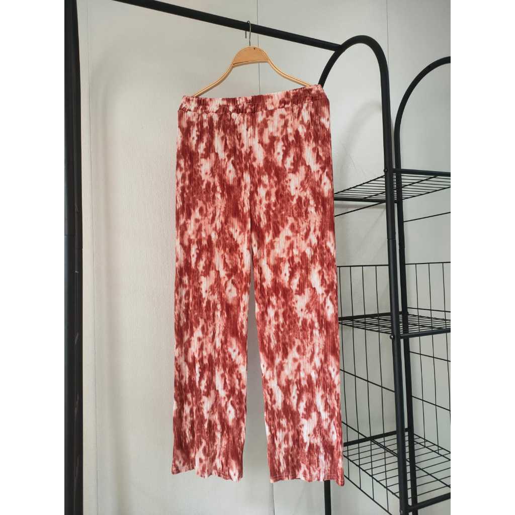 Celana kulot pleats motif