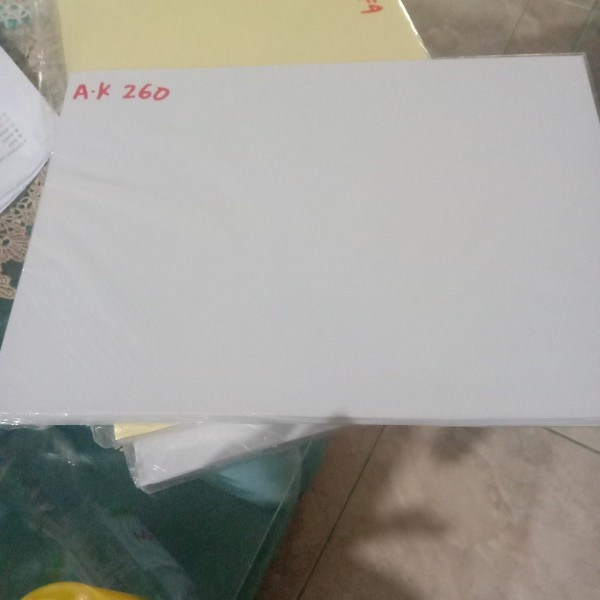 

Art Carton 260 gsm A4 / Kertas Karton Paper Glossy/ Harga per lembar