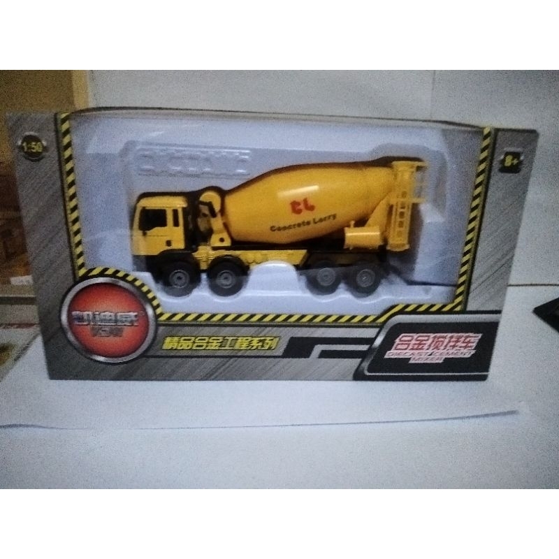 Miniatur Truk Mixer Truck Cement Concrete lorry Kaidiwei Diecast KDW