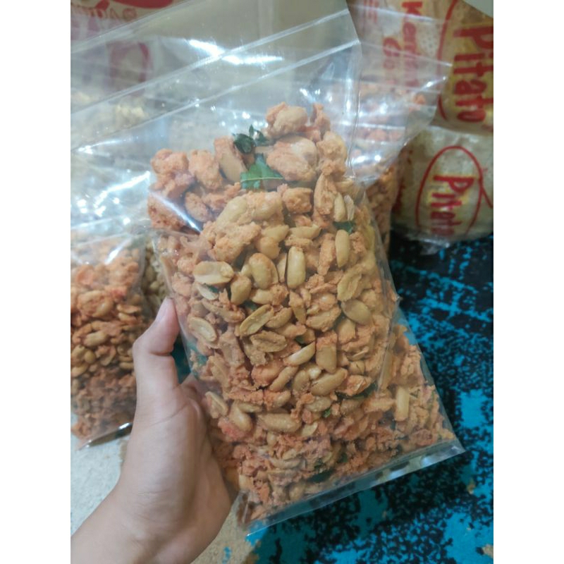 

Kacang Bali Gayatri Bawang dan Bangkok