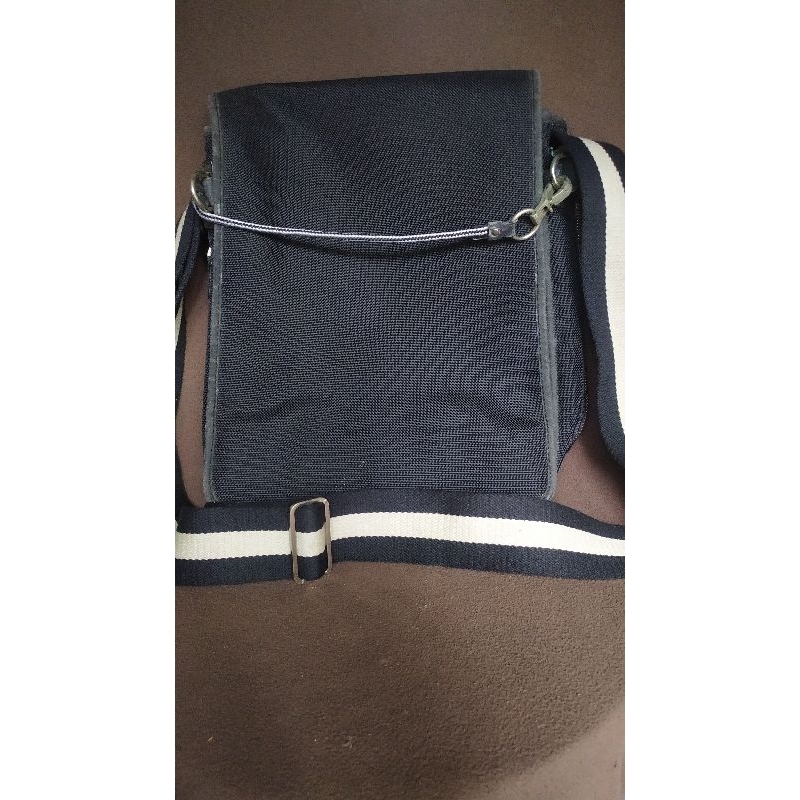 Bally sling bag preloved