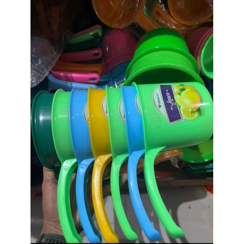 Timba/Gayung Plastik Kecil /Timba GBUplast Warna Warni