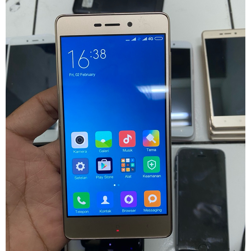 Xiaomi Redmi 3 2/16GB 4G Second Mulus Batangan hp xiaomi murah xiaomi redmi 3 2/16gb second mulus
