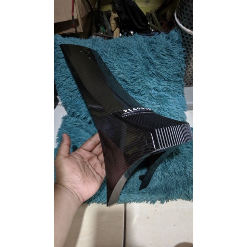 idung dasi Vespa excel carbon celup mengkilat