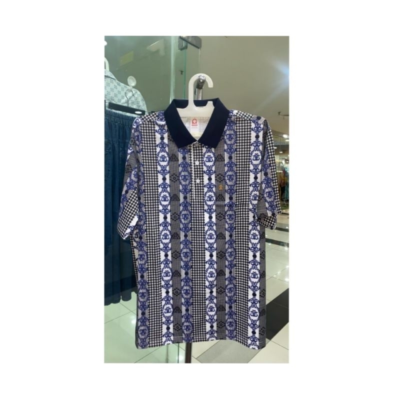 Baju kaos kerah pria motif