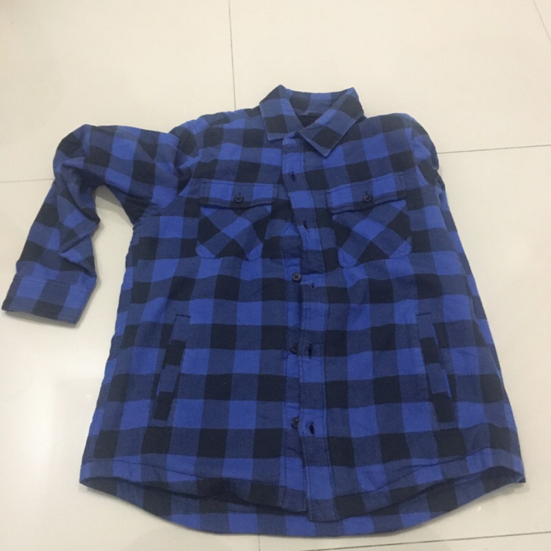 Kemeja Uniqlo Sherpa kotak