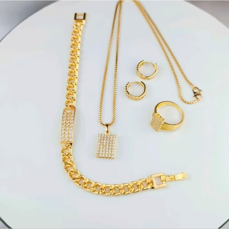 1 Set Perhiasan Titanium Gold Lapis Emas Set Wanita Dewasa Anti Luntur Anti Karat