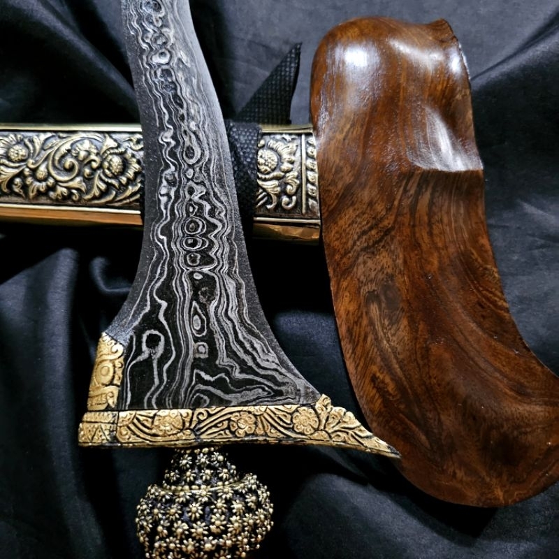 Keris Pulanggeni Luk 5 Kinatah Makoro Pamor Tritik