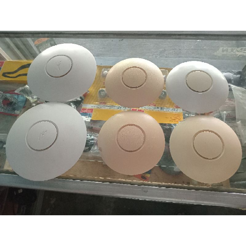 UniFi AP-LR /AP AC lite