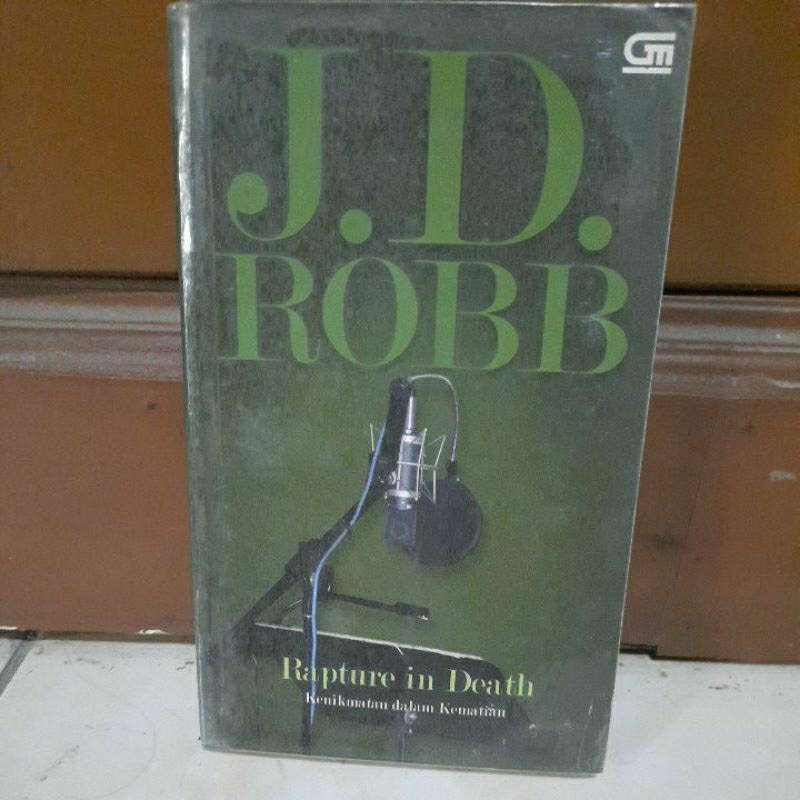

rapture in death - jd.robb