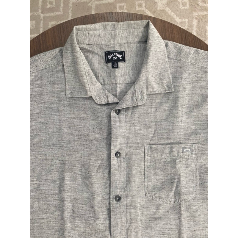 sold Preloved kemeja billabong