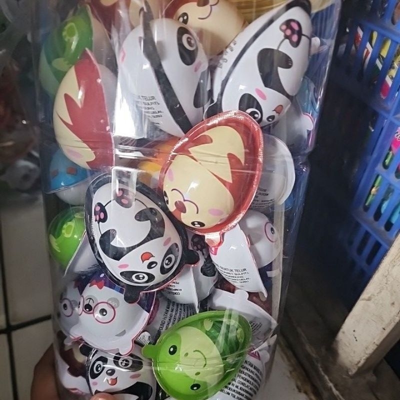 

coklat biskuit animal eggs