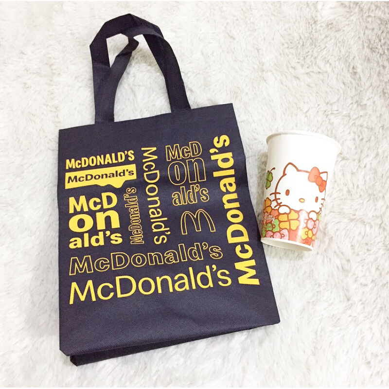 

McD Hello Kitty Papercup Gelas Minum Shopping Bag Mcdonald Tas Kantong Belanja Spunbound