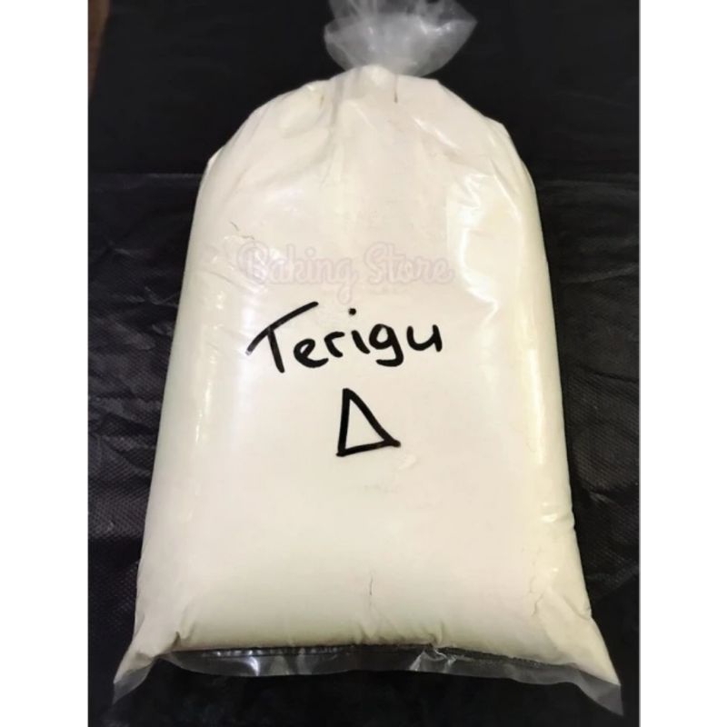 

Tepung Segitiga Biru Repack 1KG