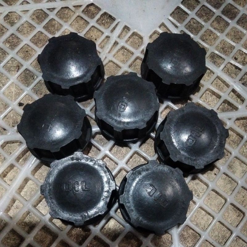 tutup caver cover botol tabung oli samping suzuki A100