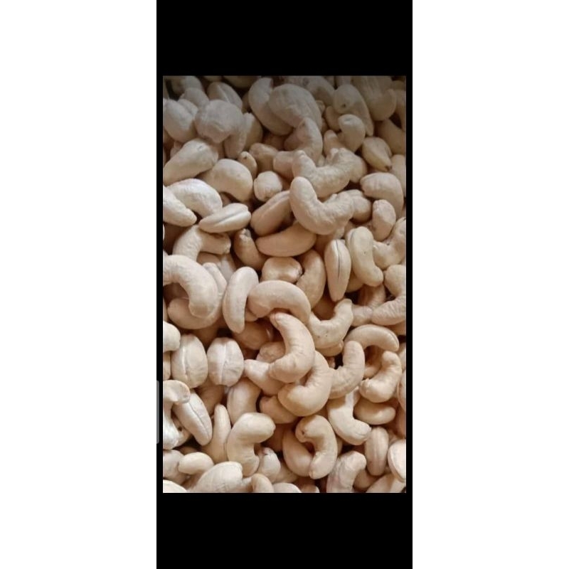 

KACANG METE MENTAH KEMASAN 1000GRAM