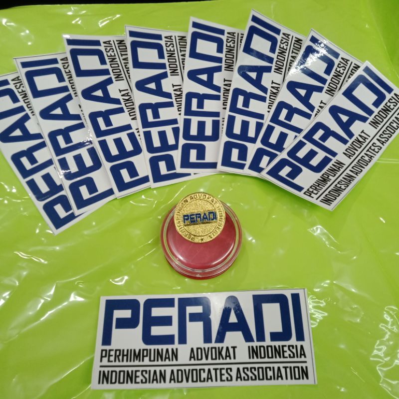 

Pin+stiker peradi advokat indonesia