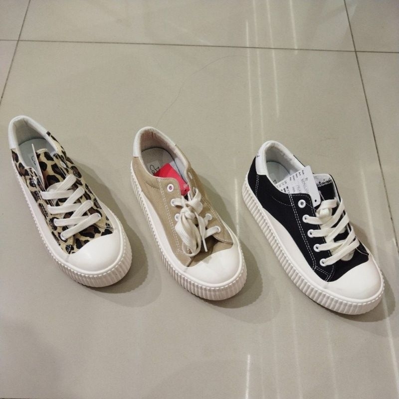 Sepatu sneakers wanita By Cardinal Shoes original