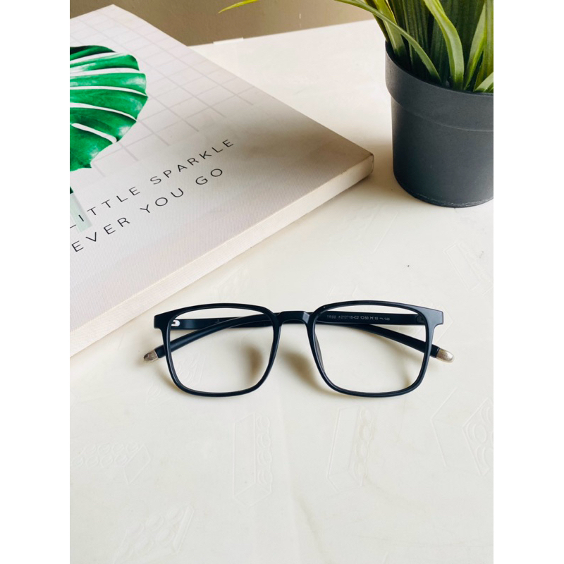 Frame kacamata kotak lentur  juna