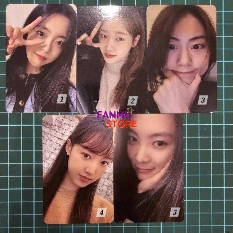 WekiMeki 2000 days debut photocard