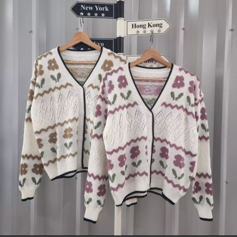 Cardigan Rajut Crop Wanita Motif Bunga Lengan Panjang