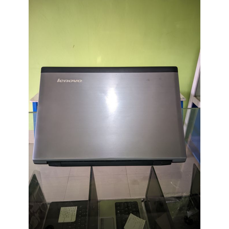 Lenovo V470 core i7 2th gen ram 4gb